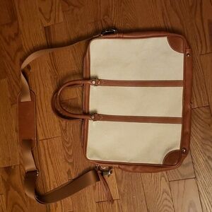 Beautiful Italian made breaf case/ laptop bag.  Unisex